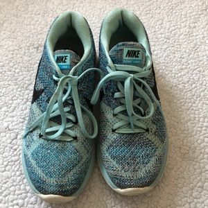 Nike flyknit light blue lunar running shoes
